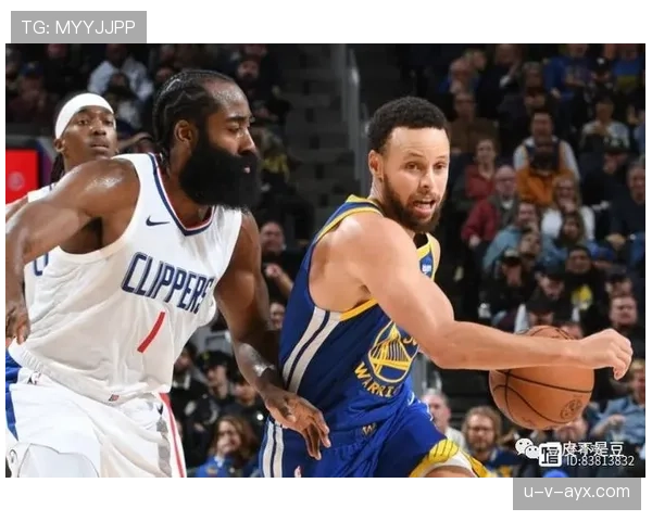 伊利亚·扎巴尔尼近期表现稳健,防守数据持续提升 伊利亚·扎巴尔尼近期表现稳健,防守数据持续提升