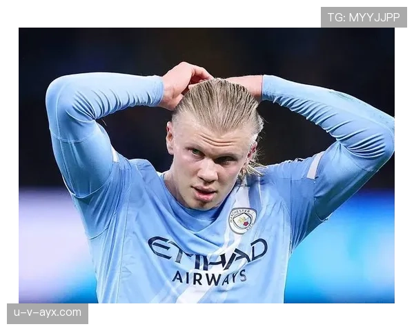 伊萨克与哈兰德:新生代中锋的立足之道对比分析 伊萨克与哈兰德:新生代中锋的立足之道对比分析