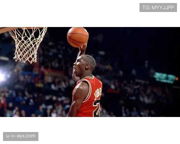 乔丹·普尔无球跑动提升投射效率拉开库里防守空间