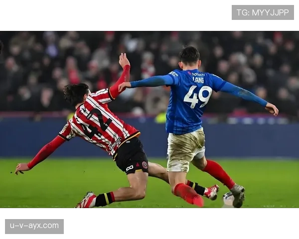 国米阵容老化风险：中场活力减弱正对赛季走势形成制约